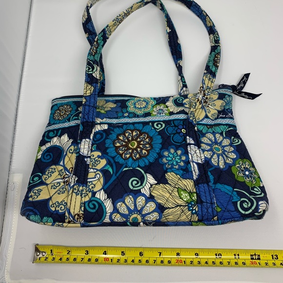 Vera Bradley Blue Patterned bag! - Picture 5 of 6